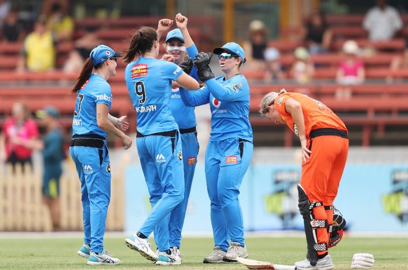 scorchers strikers wbbl