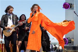 MELBOURNE, AUSTRALIA - NOVEMBER 02: Delta Goodrem performs during 2021 Melbourne Cup Day at Flemington Racecourse on November 02, 2021 in Melbourne, Australia. (Photo by Mackenzie Sweetnam/Getty Images for VRC)