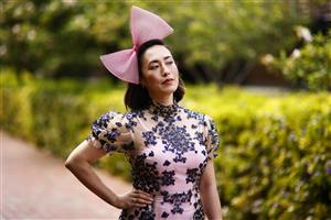 MELBOURNE, AUSTRALIA - NOVEMBER 04: MasterChef host Melissa Leong poses for a photograph during 2021 Oaks Day at Flemington Racecourse on November 04, 2021 in Melbourne, Australia. (Photo by Daniel Pockett/Getty Images)