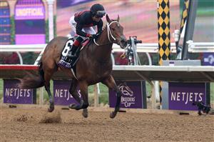 DEL MAR, CALIFORNIA - NOVEMBER 05: Jockey Joel Rosario rides Echo Zulu to win the Breeders' Cup Juvenile Fillies at Del Mar Race Track on November 05, 2021 in Del Mar, California. (Photo by Rob Carr/Getty Images)