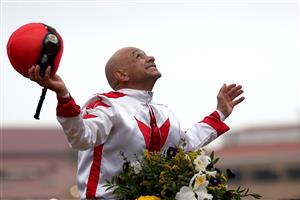 DEL MAR, CALIFORNIA - NOVEMBER 05: Jockey Mike Smith celebrates after riding Corniche to win the Breeders' Cup Juvenile at Del Mar Race Track on November 05, 2021 in Del Mar, California. (Photo by Rob Carr/Getty Images)