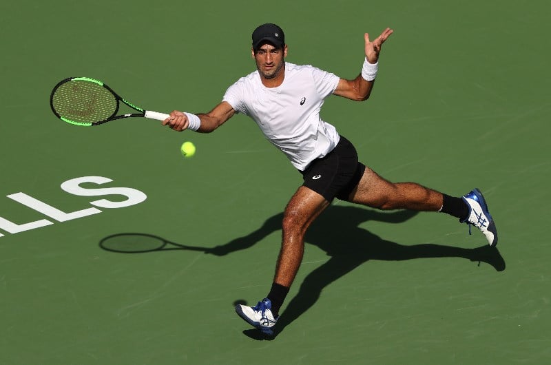 Watch me tennis