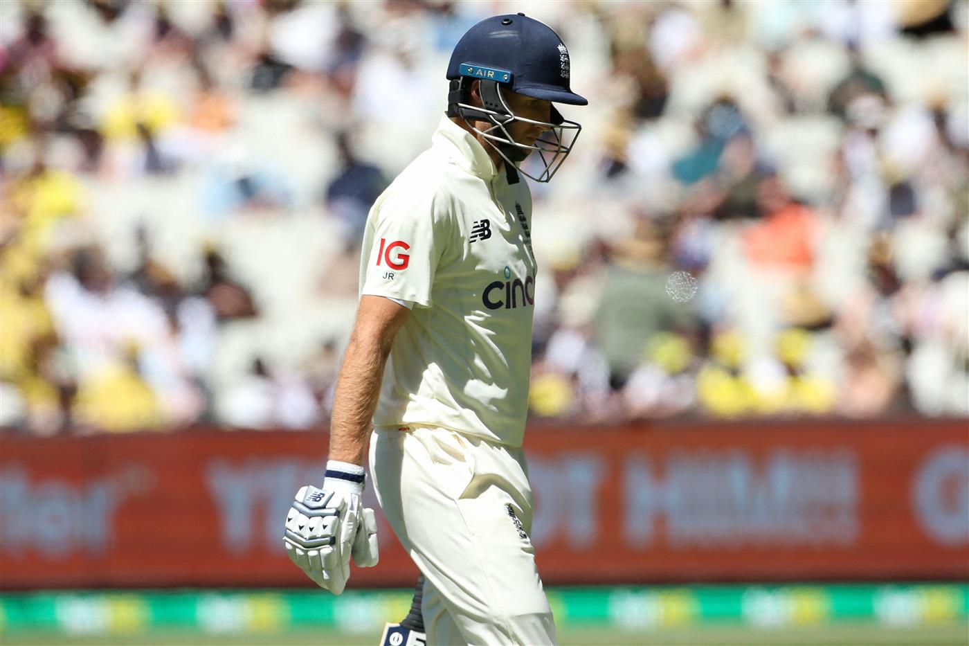 MELBOURNE, AUSTRALIA - DECEMBER 28: Joe Root of England walks off after being dismissed during day three of the Third Test match in the Ashes series between Australia and England at Melbourne Cricket Ground on December 28, 2021 in Melbourne, Australia. (Getty)