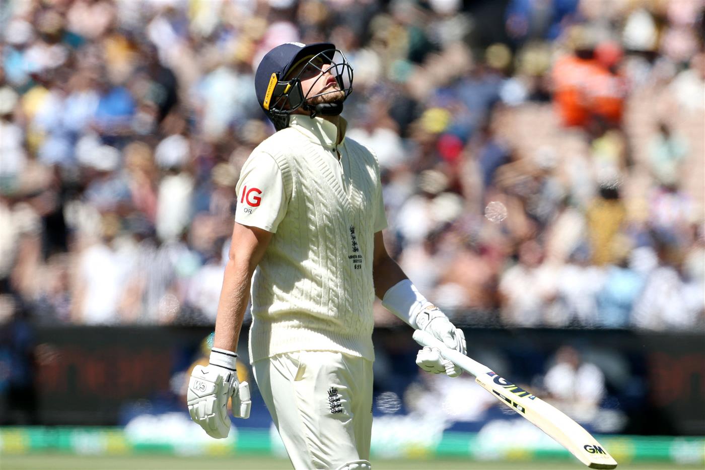 MELBOURNE, AUSTRALIA - DECEMBER 28: Mark Wood of England walks off after being dismissed during day three of the Third Test match in the Ashes series between Australia and England at Melbourne Cricket Ground on December 28, 2021 in Melbourne, Australia. (Getty)