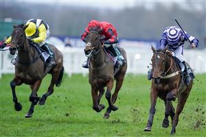 ASCOT, ENGLAND - JANUARY 22: Jamie Moore riding Jerrash (R) win The SBK British EBF 'National Hunt' Novices' Hurdle at Ascot Racecourse on January 22, 2022 in Ascot, England. (Photo by Alan Crowhurst/Getty Images)