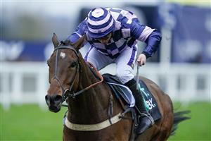 ASCOT, ENGLAND - JANUARY 22: Jamie Moore riding Jerrash win The SBK British EBF 'National Hunt' Novices' Hurdle at Ascot Racecourse on January 22, 2022 in Ascot, England. (Photo by Alan Crowhurst/Getty Images)