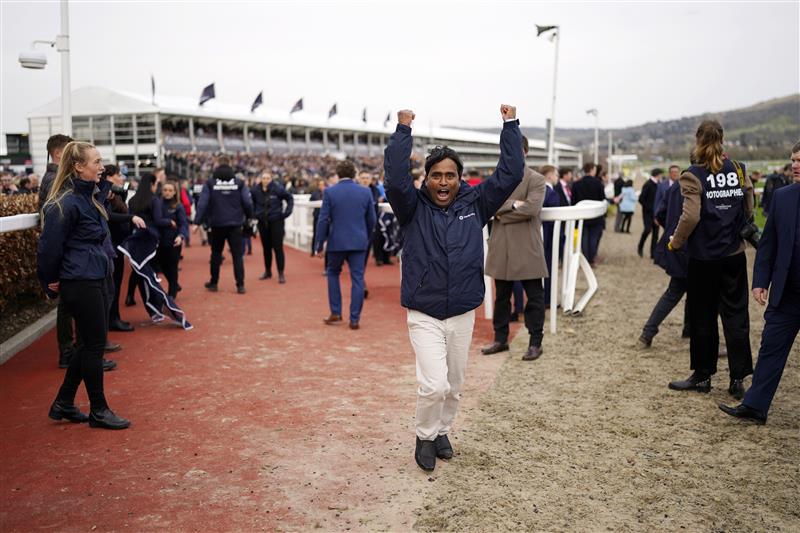 CHELTENHAM, ENGLAND - MARCH 15: Stable staff of Marie's Rock celebrates after their victory in The Mares’ Hurdle race during day one of the Cheltenham Festival 2022 at Cheltenham Racecourse on March 15, 2022 in Cheltenham, England. (Photo by Alan Crowhurst/Getty Images)