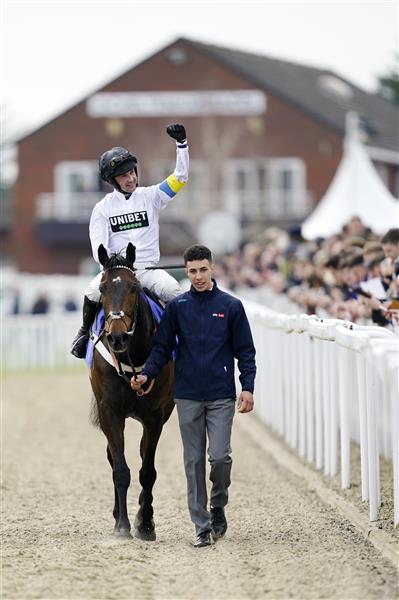 CHELTENHAM, ENGLAND - MARCH 15: Nico de Boinville on Constitution Hill celebrates after winning the Sky Bet Supreme Novices' Hurdle race during day one of the Cheltenham Festival 2022 at Cheltenham Racecourse on March 15, 2022 in Cheltenham, England. (Photo by Alan Crowhurst/Getty Images)