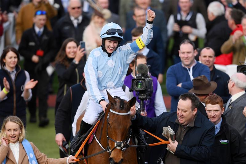 CHELTENHAM, ENGLAND - MARCH 15: Rachael Blackmore on Honeysuckle celebrates after winning The Unibet Champion Hurdle race during day one of the Cheltenham Festival 2022 at Cheltenham Racecourse on March 15, 2022 in Cheltenham, England. (Photo by Mike Hewitt/Getty Images)