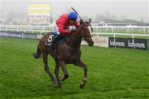 CHELTENHAM, ENGLAND - MARCH 16: Paul Townend on
Sir Gerhard approach the finish line to win the Ballymore Novices' Hurdle race during day two of Cheltenham Festival 2022 at Cheltenham Racecourse on March 16, 2022 in Cheltenham, England. (Photo by Mike Hewitt/Getty Images)