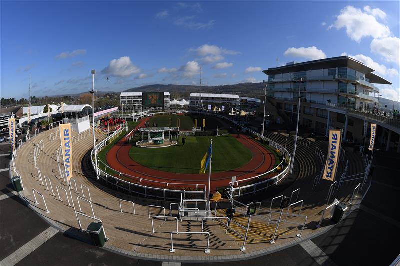 CHELTENHAM, ENGLAND - MARCH 17: The Sun shines on the parade ring on day three of the Cheltenham Festival 2022 at Cheltenham Racecourse on March 17, 2022 in Cheltenham, England. (Photo by Mike Hewitt/Getty Images)