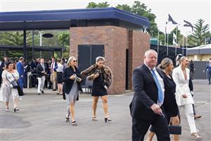 SYDNEY, AUSTRALIA - APRIL 02: Racegoers arrive ahead of The Star Championships Day 1 at Royal Randwick Racecourse on April 02, 2022 in Sydney, Australia. The Championships race days are the highlight of the Sydney Autumn Racing Carnival. The Championships Day 1 features four Group 1 events headlined by the $3 million Doncaster Mile and $2 million Australian Derby. (Photo by Jenny Evans/Getty Images)