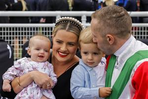 SYDNEY, AUSTRALIA - APRIL 02: Brenton Avdulla with wife Taylor Avdulla, and children Bella Avdulla (L) and Hunter Avdulla after winning race 6 the Inglis Sires during The Star Championships Day 1 at Royal Randwick Racecourse on April 02, 2022 in Sydney, Australia. (Getty)