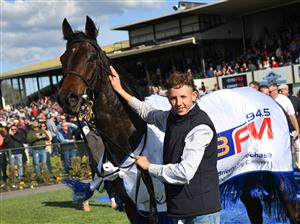 WARRNAMBOOL, AUSTRALIA - MAY 03: Vanguard after winning Race 6, the 3yb Fm Brierly Steeplechase, during Brierly Steeplechase day at Warrnambool Racing Club on May 03, 2022 in Warrnambool, Australia. (Photo by Vince Caligiuri/Getty Images)