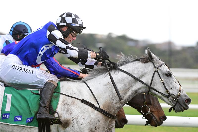 WARRNAMBOOL, AUSTRALIA - MAY 04: Steven Pateman riding Saunter Boy (r) races to win Race 6, the Sovereign Resort Galleywood Hurdle, during Galleywood Hurdle day at Warrnambool Racing Club on May 04, 2022 in Warrnambool, Australia. (Photo by Vince Caligiuri/Getty Images)