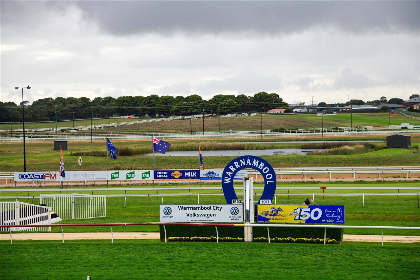 WARRNAMBOOL, AUSTRALIA - MAY 04: General view during Gallewood Hurdle day at Warrnambool Racing Club on May 04, 2022 in Warrnambool, Australia. (Photo by Vince Caligiuri/Getty Images)