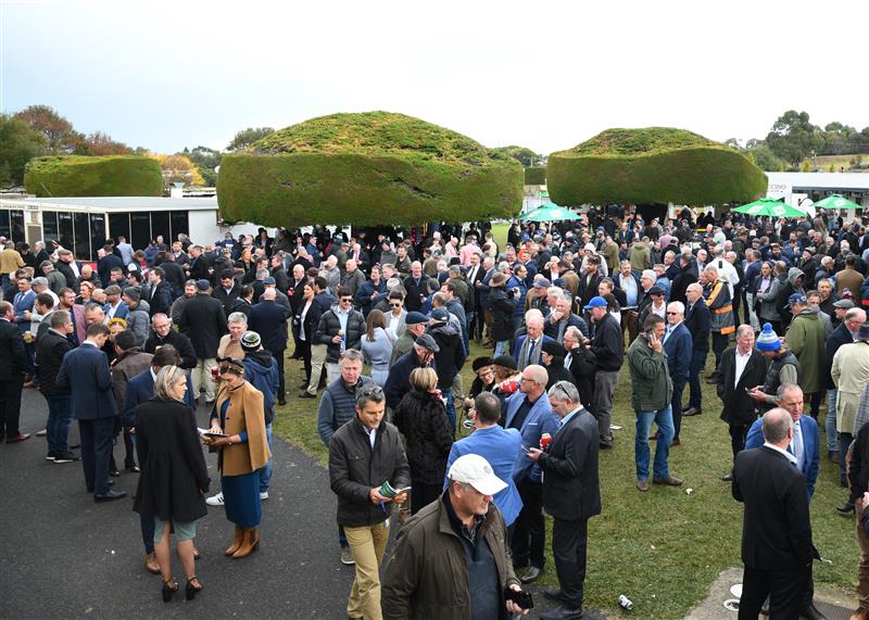 WARRNAMBOOL, AUSTRALIA - MAY 05: General view of racegoers during Grand Annual day at Warrnambool Racing Club on May 05, 2022 in Warrnambool, Australia. (Photo by Vince Caligiuri/Getty Images)