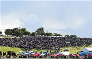 WARRNAMBOOL, AUSTRALIA - MAY 05: General view of huge crowd on the hill before Race 7, the Lyndoch Living Grand Annual Steeplechase, during Grand Annual day at Warrnambool Racing Club on May 05, 2022 in Warrnambool, Australia. (Photo by Vince Caligiuri/Getty Images)