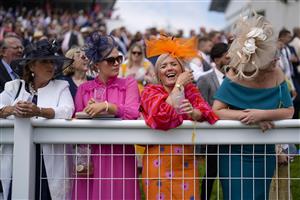EPSOM, ENGLAND - JUNE 03: A general view as racegoers enjoy their day out during Ladies Day at Epsom Racecourse on June 03, 2022 in Epsom, England. (Photo by Alan Crowhurst/Getty Images)