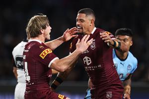 SYDNEY, AUSTRALIA - JUNE 08: Dane Gagai of the Maroons celebrates with team mates after scoring a try during game one of the 2022 State of Origin series between the New South Wales Blues and the Queensland Maroons at Accor Stadium on June 08, 2022, in Sydney, Australia. (Photo by Mark Kolbe/Getty Images)