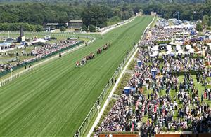 ASCOT, ENGLAND - JUNE 14: A general view of the Royal Procession during Royal Ascot 2022 at Ascot Racecourse on June 14, 2022 in Ascot, England. (Photo by Eamonn M. McCormack/Getty Images for Ascot Racecourse)