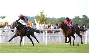 ASCOT, ENGLAND - JUNE 16: Claymore ridden by Adam Kirby beats Reach For The Moon ridden by Frankie Dettori to win The Hampton Court Stakes during day three of Royal Ascot 2022 at Ascot Racecourse on June 16, 2022 in Ascot, England. (Photo by Alex Livesey/Getty Images)