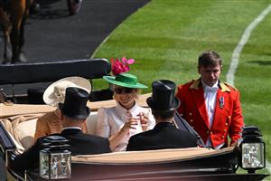 Zara Phillips (C) and relatives arrive by carriage to attend the third day, known as the Lady