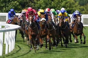 ASCOT, ENGLAND - JUNE 17: A general view as runners turn into the straight during The Duke Of Edinburgh Stakes during Royal Ascot 2022 at Ascot Racecourse on June 17, 2022 in Ascot, England. (Photo by Alan Crowhurst/Getty Images)