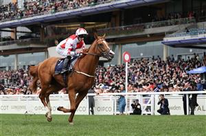 ASCOT, ENGLAND - JUNE 18: Holloway Boy ridden by Daniel Tudhope wins The Chesham Stakes during Royal Ascot 2022 at Ascot Racecourse on June 18, 2022 in Ascot, England. (Photo by Ryan Pierse/Getty Images)