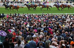 ASCOT, ENGLAND - JUNE 18: Holloway Boy ridden by Daniel Tudhope (7) on their way to winning The Chesham Stakes on day five of Royal Ascot 2022 at Ascot Racecourse on June 18, 2022 in Ascot, England. (Photo by Alex Livesey/Getty Images)