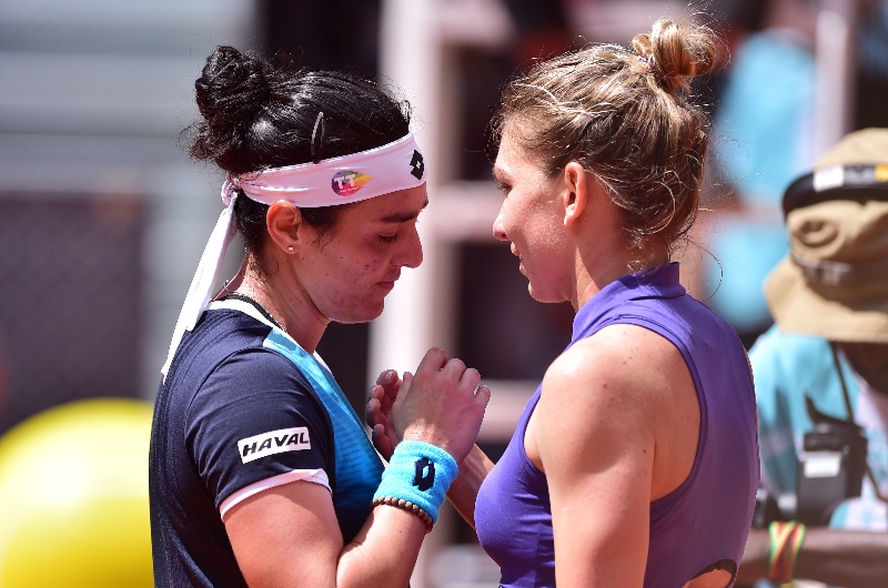 Ons Jabeur Simona Halep