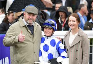 MELBOURNE, AUSTRALIA - JULY 23: Jamie Kah poses with Trainer Peter Moody and Katherine Coleman after riding Boogie Dancer to win Race 2, the Lamaros Hotel Vobis Gold Ingot, during Melbourne Racing at Caulfield Racecourse on July 23, 2022 in Melbourne, Australia. (Photo by Vince Caligiuri/Getty Images)