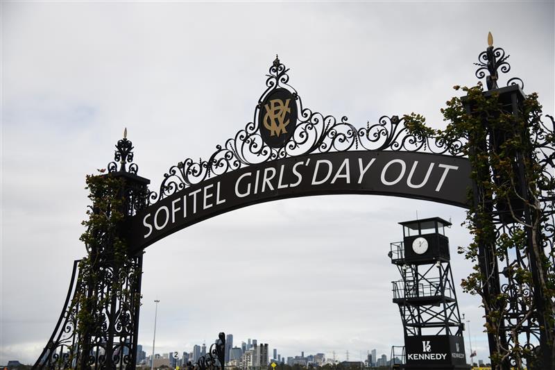 MELBOURNE, AUSTRALIA - SEPTEMBER 10: General view during Sofitel Girls