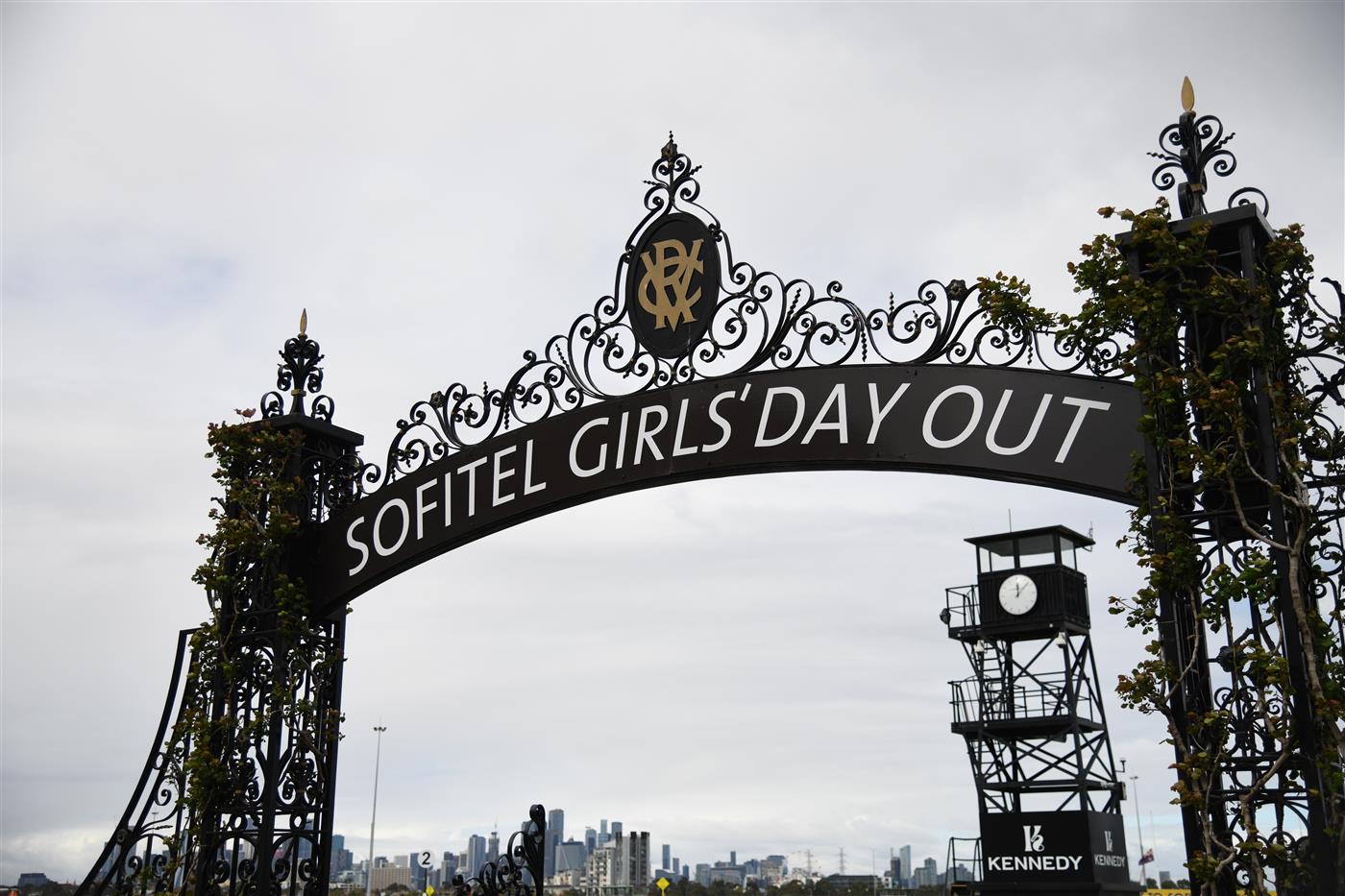 MELBOURNE, AUSTRALIA - SEPTEMBER 10: General view during Sofitel Girls