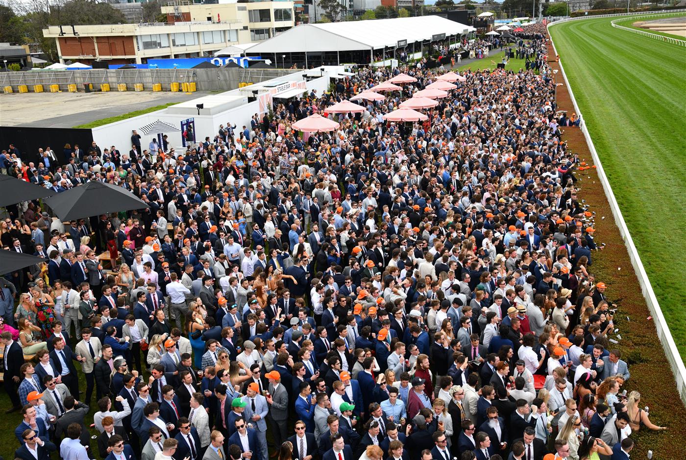 MELBOURNE, AUSTRALIA - OCTOBER 15: General view of crowds during Caulfield Cup Day at Caulfield Racecourse on October 15, 2022 in Melbourne, Australia. (Photo by Vince Caligiuri/Getty Images)