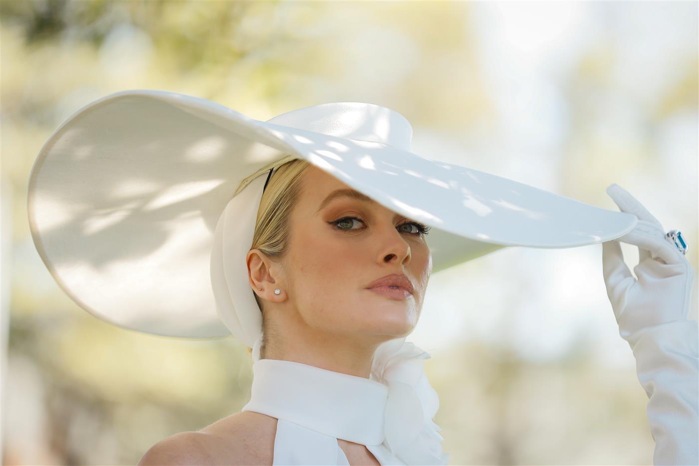 SYDNEY, AUSTRALIA - OCTOBER 15: Simone Holtznagel  poses during Sydney Racing at Royal Randwick Racecourse on October 15, 2022 in Sydney, Australia. (Photo by Hanna Lassen/Getty Images for ATC)