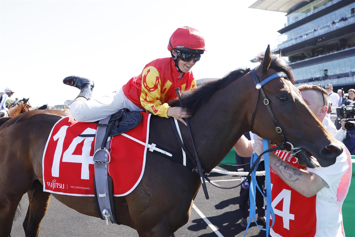 SYDNEY, AUSTRALIA - OCTOBER 15: Rachel King on Rocketing By returns to scale after winning race 6 the Fujitsu General Sydney Stakes during Everest Day at Royal Randwick Racecourse on October 15, 2022 in Sydney, Australia. (Photo by Mark Evans/Getty Images)