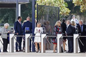 SYDNEY, AUSTRALIA - OCTOBER 22: Racegoers line up to get the best spots before the gates open ahead of Spring Champions Stakes Day at Royal Randwick Racecourse on October 22, 2022 in Sydney, Australia. (Photo by Jenny Evans/Getty Images)