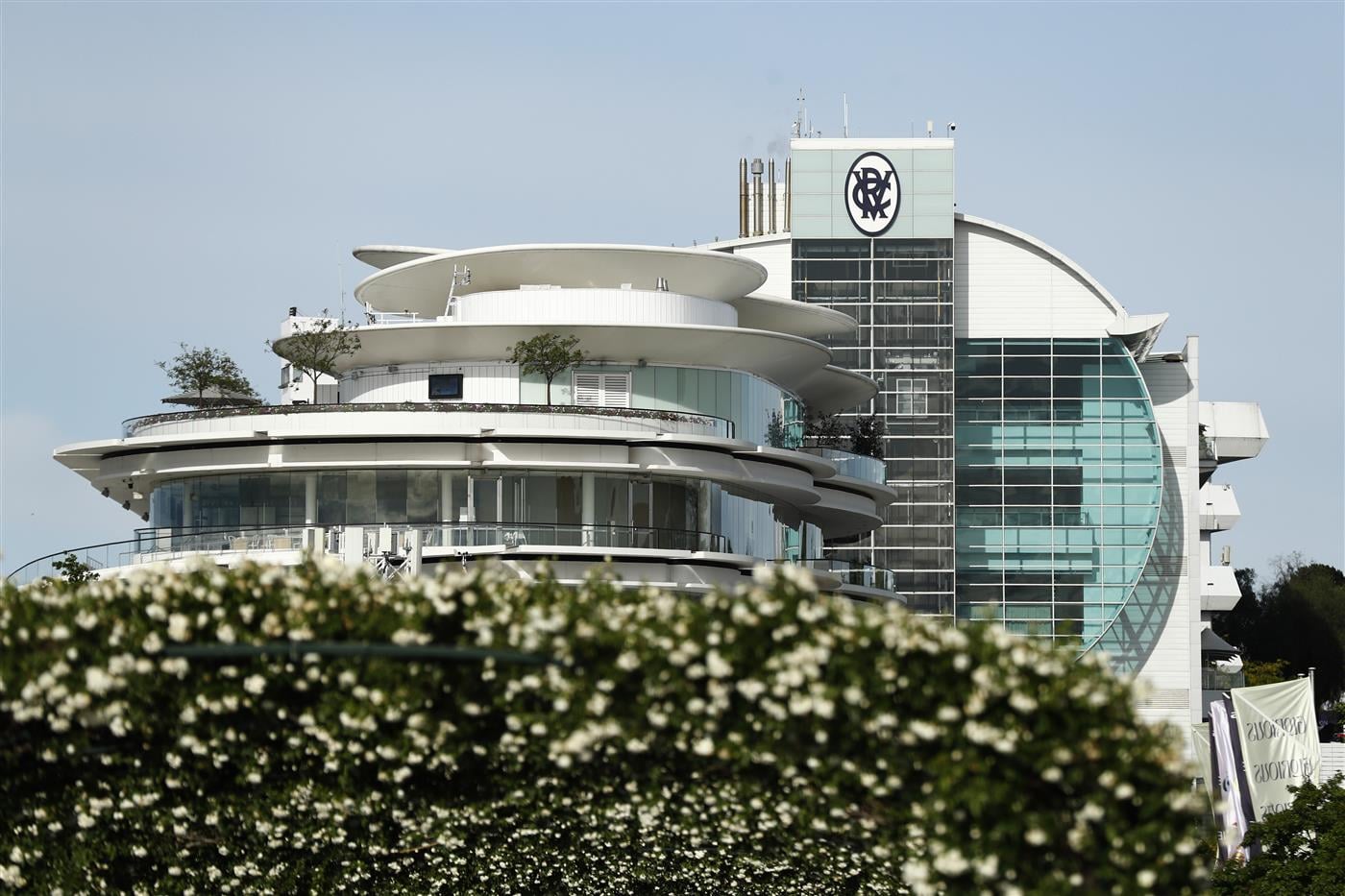 MELBOURNE, AUSTRALIA - NOVEMBER 01: The members Grand Stand is seen during 2022 Melbourne Cup Day at Flemington Racecourse on November 01, 2022 in Melbourne, Australia. (Photo by Darrian Traynor/Getty Images)