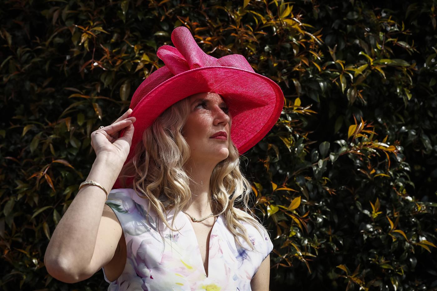 MELBOURNE, AUSTRALIA - NOVEMBER 03: Race fans arrive before 2022 Kennedy Oaks Day at Flemington Racecourse on November 03, 2022 in Melbourne, Australia. (Photo by Darrian Traynor/Getty Images)