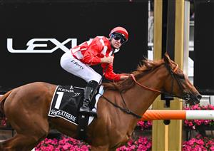 MELBOURNE, AUSTRALIA - NOVEMBER 03: Tommy Berry riding #1 She's Extreme to win Race 8, the Kennedy Oaks, during 2022 Kennedy Oaks Day at Flemington Racecourse on November 03, 2022 in Melbourne, Australia. (Getty)
