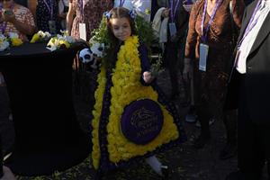LEXINGTON, KENTUCKY - NOVEMBER 04: Joya Repole, daughter of Forte owner Michael Repole, celebrates with the winner