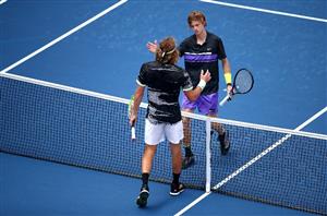 Stefanos Tsitsipas Andrey Rublev hands