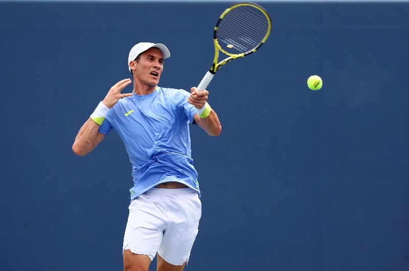 Watch me tennis