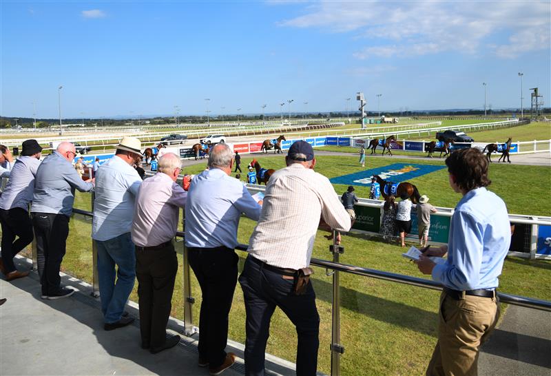 MELBOURNE, AUSTRALIA - DECEMBER 03:  General view during Melbourne Racing at Pakenham Racecourse on December 03, 2022 in Melbourne, Australia. (Photo by Vince Caligiuri/Getty Images)