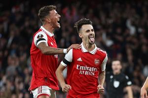 Arsenal UEFA emirates celebrate