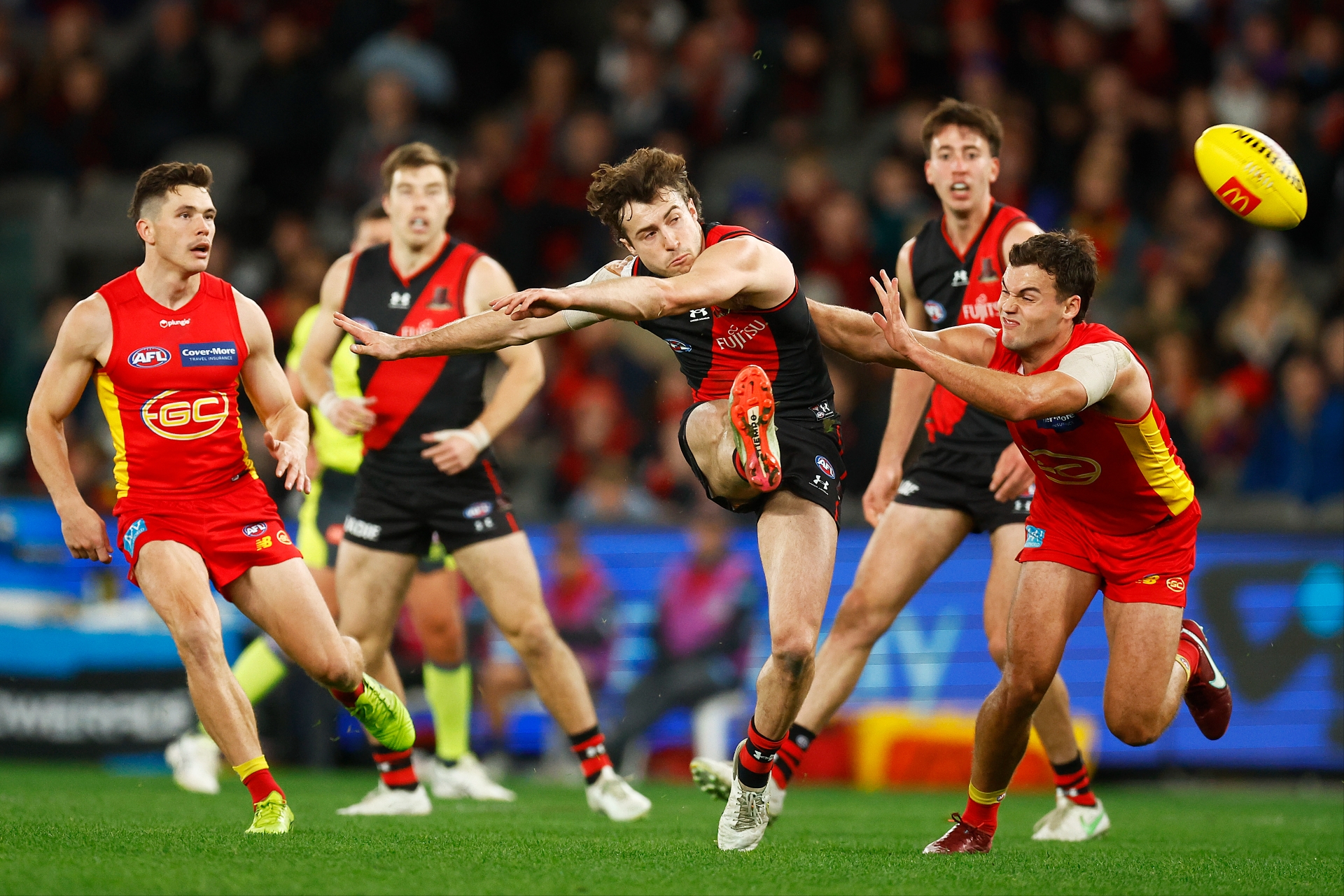 Essendon Bombers vs Gold Coast Suns Tips & R2 Preview