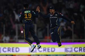 Kolkata Knight Riders vs Sunrisers Hyderabad Predictions & Tips - KKR backed on home soil