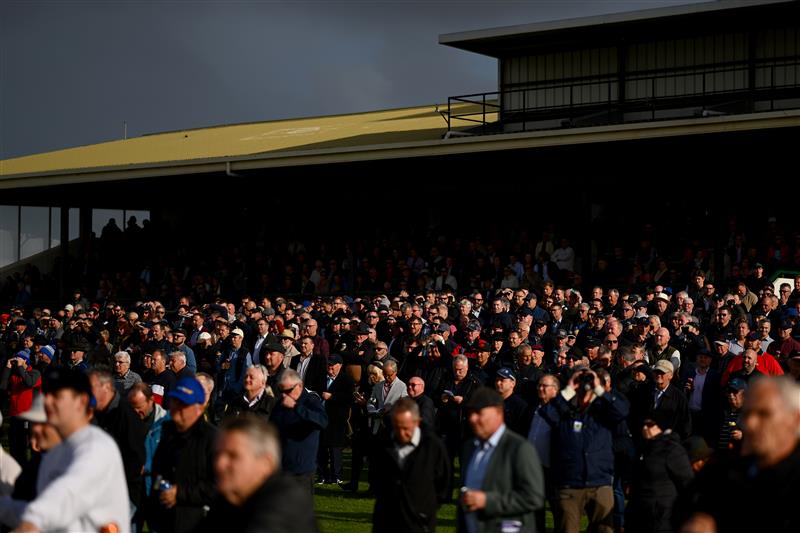 WARRNAMBOOL, AUSTRALIA - MAY 02: A general view of crowds during Brierly Steeplechase day at Warrnambool Racing Club on May 02, 2023 in Warrnambool, Australia. (Photo by Morgan Hancock/Getty Images)