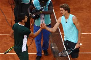 Alexander Zverev Carlos Alcaraz hands